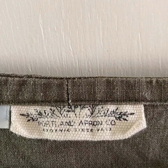 Portland Apron Company linen art tunic - Picture 5 of 6